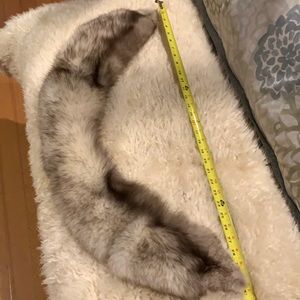 Gorgeous genuine Fox fur collar